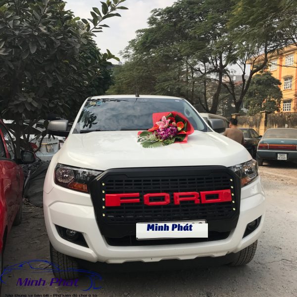 mat-ca-lang-chu-ford-ban-to-led-2-ben